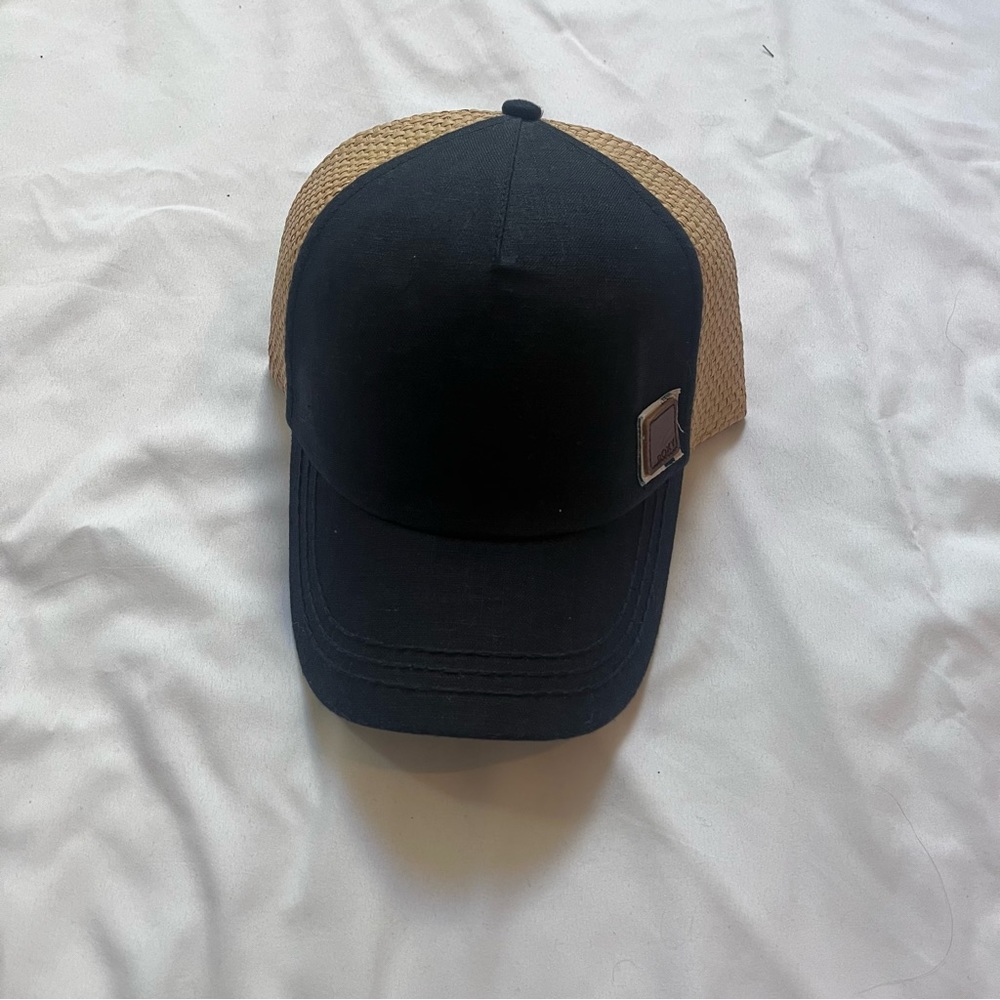 Super Cute Roxy Hat - Picture 2 of 4
